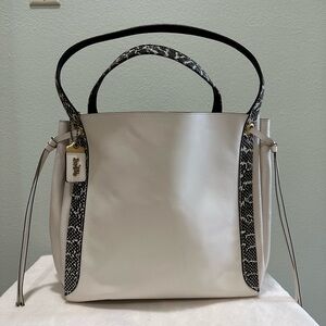 Coach Harmony Hobo 33 in leather with snakeskin detail- gold hardware- used once
